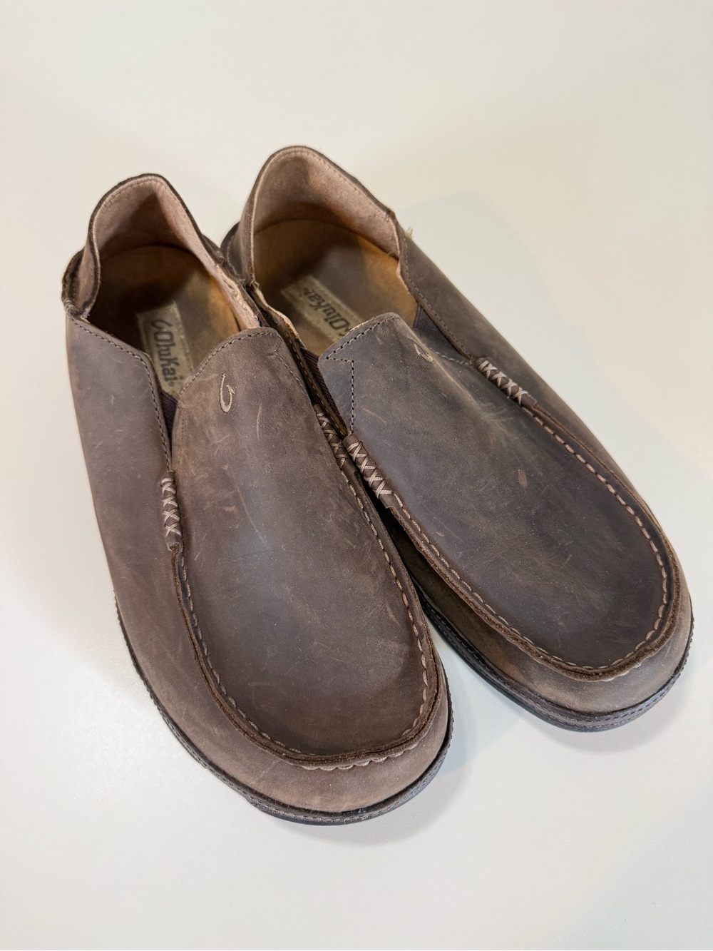 OluKai Moloā Men's Leather Slip-On Loafers Sz 10.5 - Picture 2 of 4